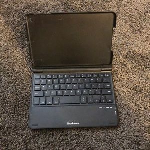 iPad mini Bluetooth keyboard case
